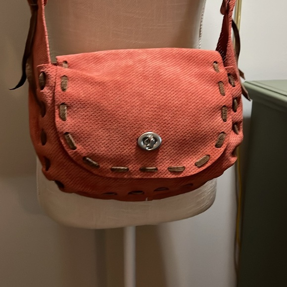 One of a kind, coral and brown trim Shoulder Bag - Picture 2 of 10
